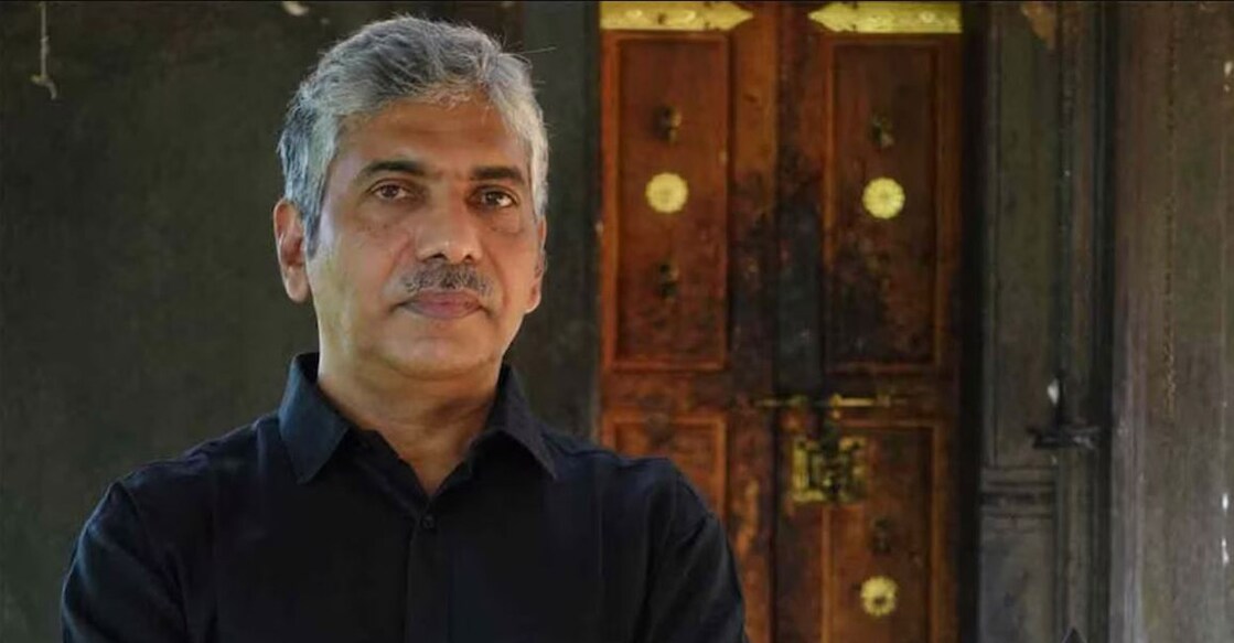 The latest move against Jacob Thomas is for his books “Karyavum Karanangalum” and “Sravukalkkoppam Neenthumbol” written in 2017. Photo: Manorama Online