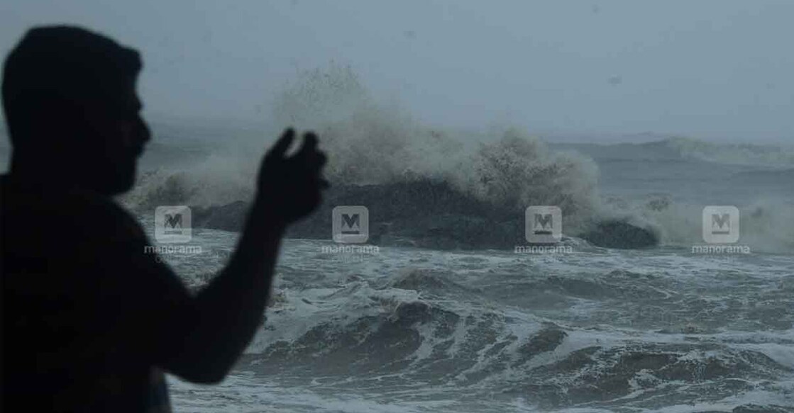 rain-sea-rough-kannur The delay in executing the welfare measures is owing to the delay in scrutinising the package by the government. Photo: Manorama