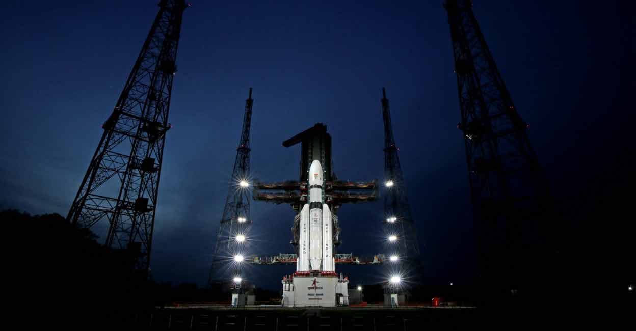 Chandrayaan-3 mission consists of an indigenous propulsion module, lander module and a rover. Photo: Twitter/ISRO