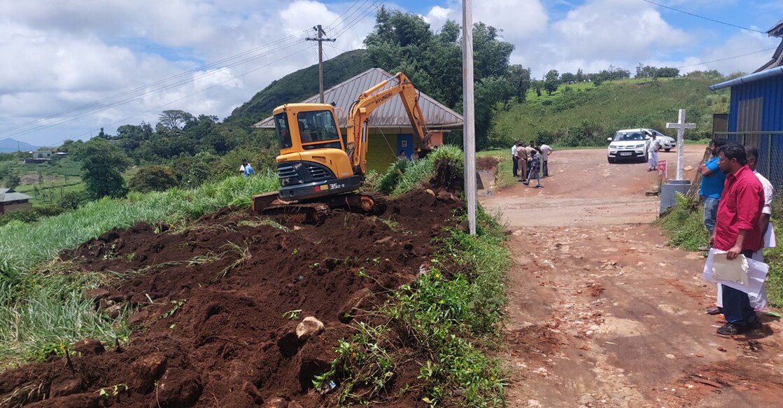 Revenue officials carry out an eviction drive on Calvary Mount in Idukki on Friday. Photo: Special arrangement 