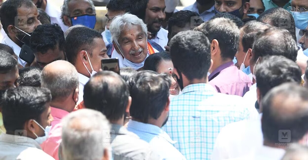 oommen-chandy-add-5 Oommen Chandy. Photo: File Image/ Manorama