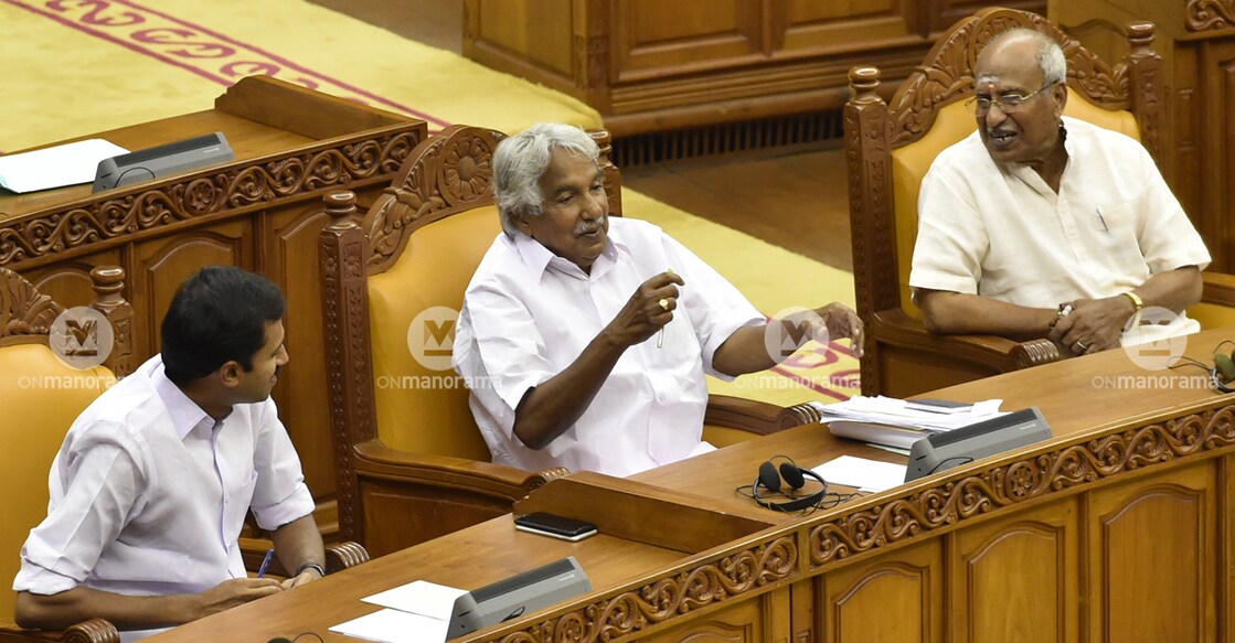 oommen-chandy-assembly-2019 Oommen Chandy flanked by Anoop Jacob (left) of Kerala Congress (Jacob) and O Rajagopal of the BJP in the Kerala Assembly in 2019. File photo: Manorama