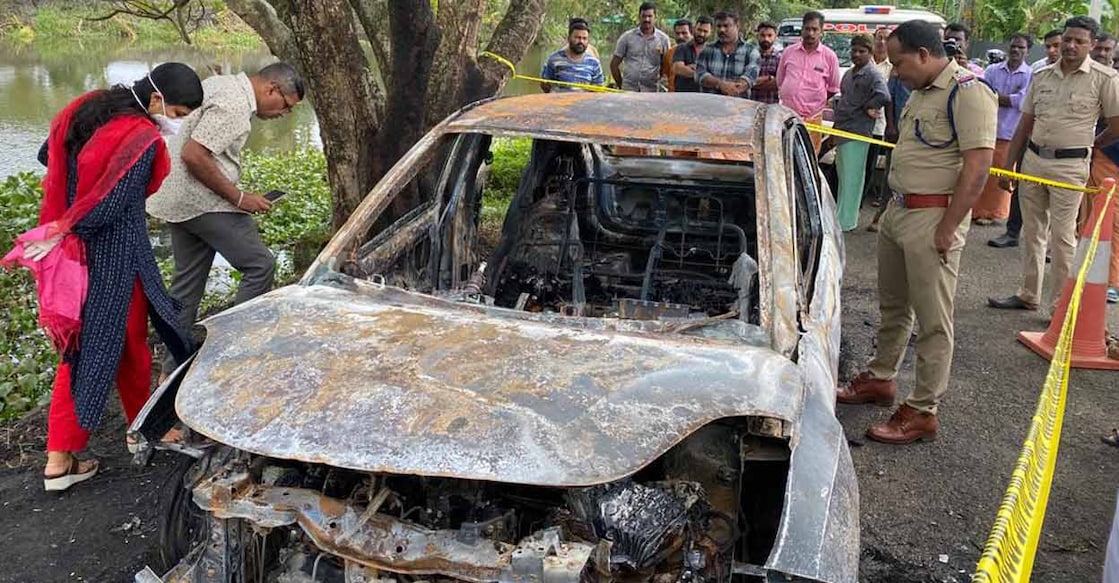 Man found charred to death in a car at Thayankary in Edathua. Photo: Special arrangement