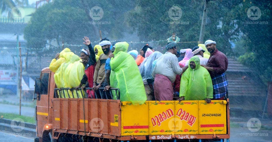 Fishermen returning from Vellayil harbour in Kozhikode. Photo: Vidhuraj M T/Manorama