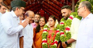 Muslim League conducts wedding of Hindu couple at Malappuram temple