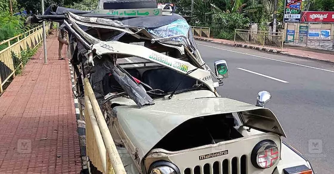 The jeep went out of control near the Manthuka petrol pump at Kulanada and crashed into the KSRTC bus after swerving off the course. Photo: Manorama