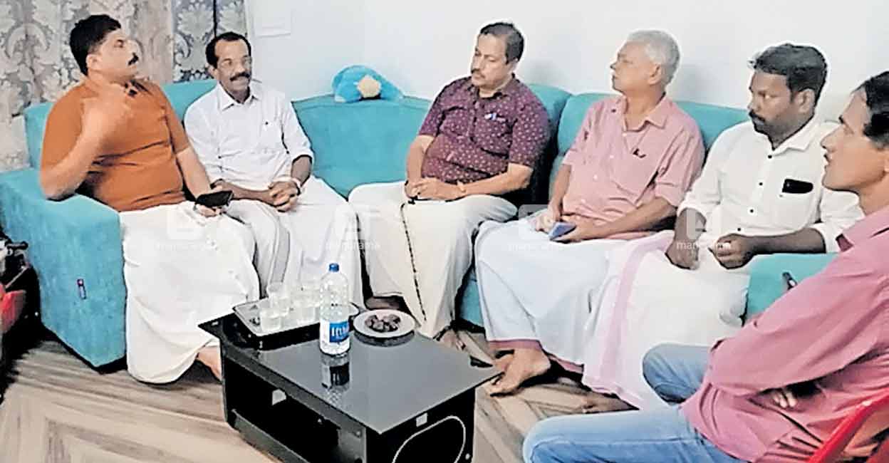 kasargod-accident-farhaz-house-visit-cpm-district-secretary CPM leaders visit residence of Farhas killed in car accident. Photo: Manorama