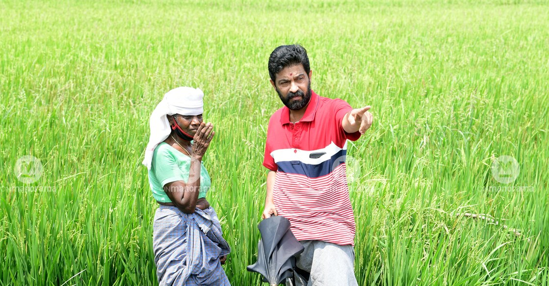 Actor Krishna Prasad in front of his paddy fields at Changanassery. File photo: Manorama