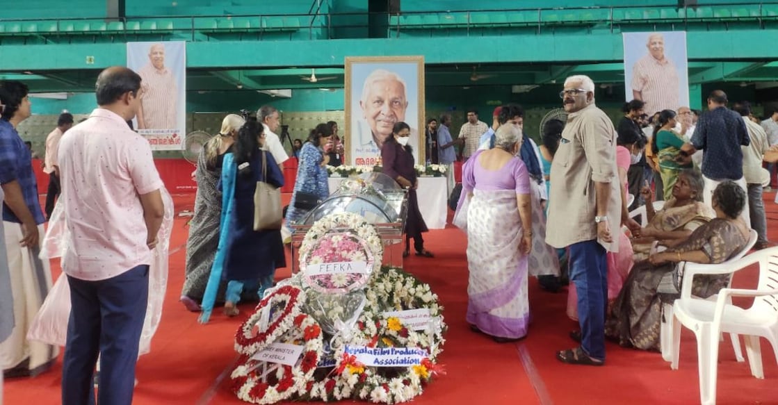 People, mostly his students, flocked to the Rajiv Gandhi Indoor Stadium in Kadavanthra to pay their last respects to CR Omanakuttan. Photo: Special Arrangement