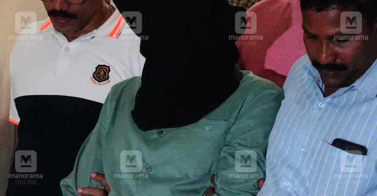 savad-hand-chopping Savad presented before NIA court in Kochi. File Photo: Manorama