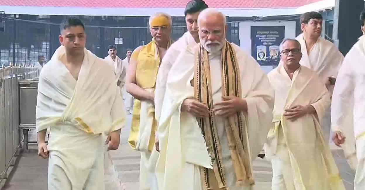 pm-modi-guruvayur1 pm-modi-guruvayur1