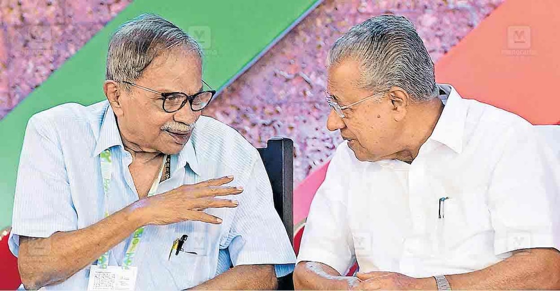 mt-vasudevan-nair-pinarayi MT Vasudevan Nair and Kerala Chief Minister Pinarayi Vijayan at Kerala Literature Fest inauguration. File Photo: Manorama