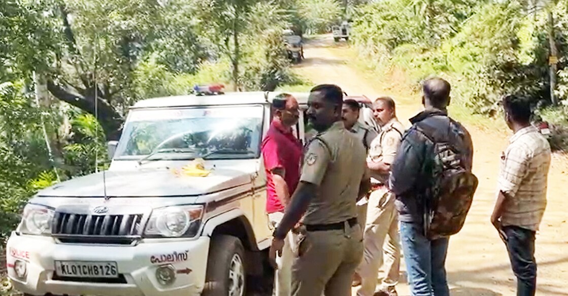 praveen-nedumkandam Udumbanchola police inspecting the place of occurrence. Photo: Special arrangement