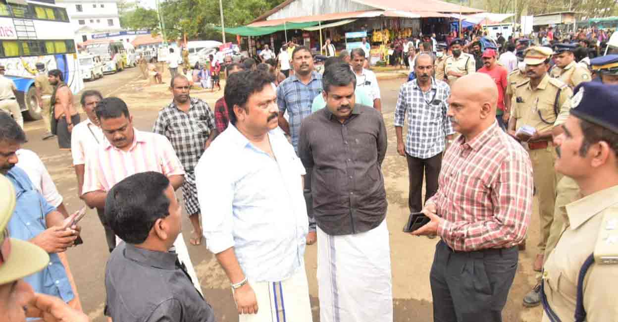 ganesh-kumar Transport Minister K B Ganesh Kumar holds a review meeting at Pampa on Thursday to review transportation arrangements for devotees at Sabarimala. Photo: Special arrangment