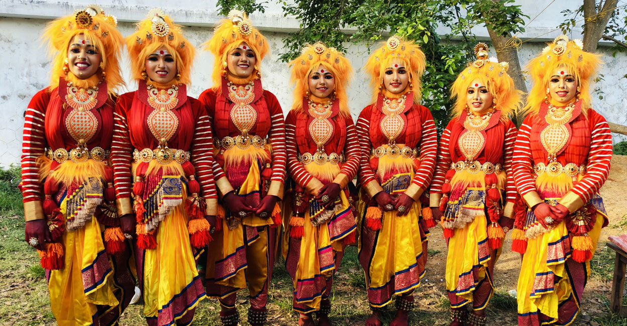 K Deepika, K Akshara, KC Anjana Priya, M Jyothi, N Gayathri, Krishnendu and RP Hemalatha of Agali Mukkali Model Residential School pose at the venue of the Kalolsavam in Kollam. Photo: Special arrangement