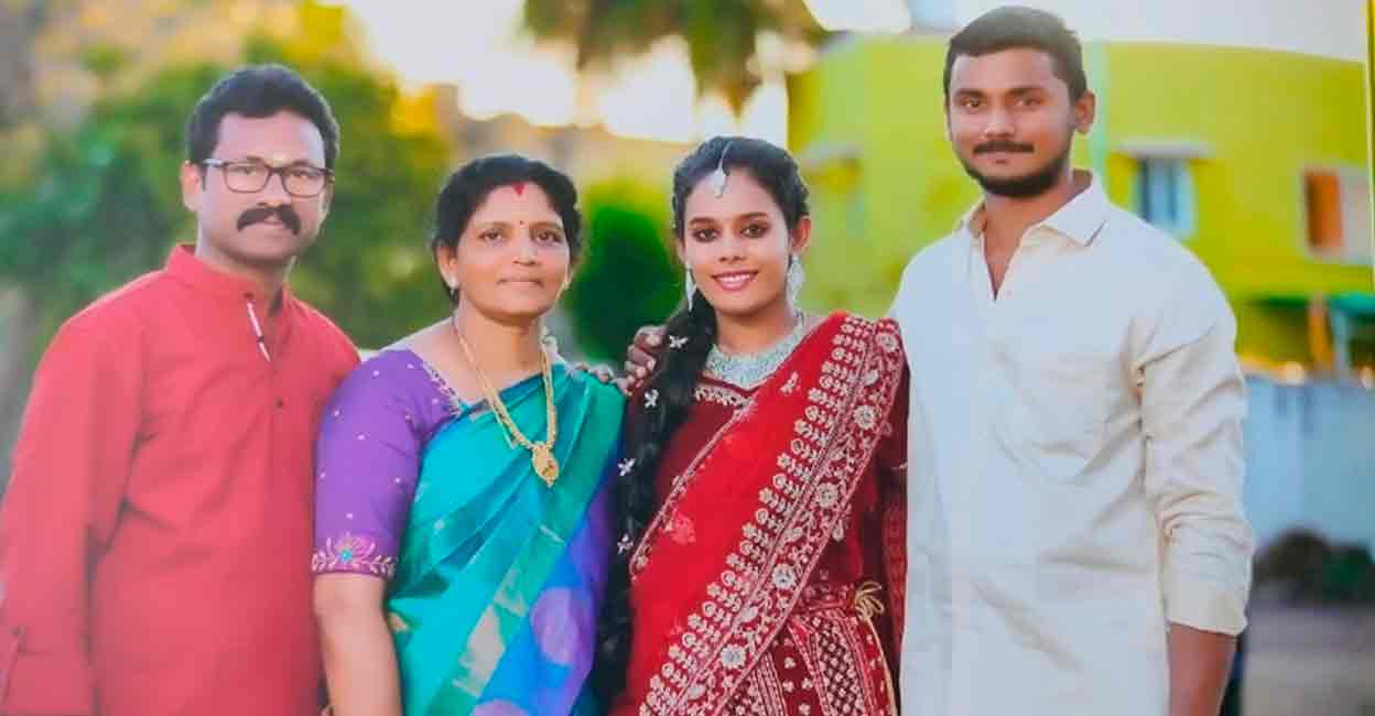 PTI10_23_2024_000429B Sruthi with her family. Photo: Special arrangement