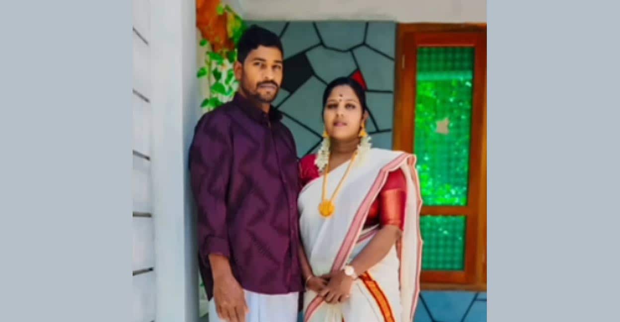 TVM vlogger couple death; police suspect murdersuicide Onmanorama