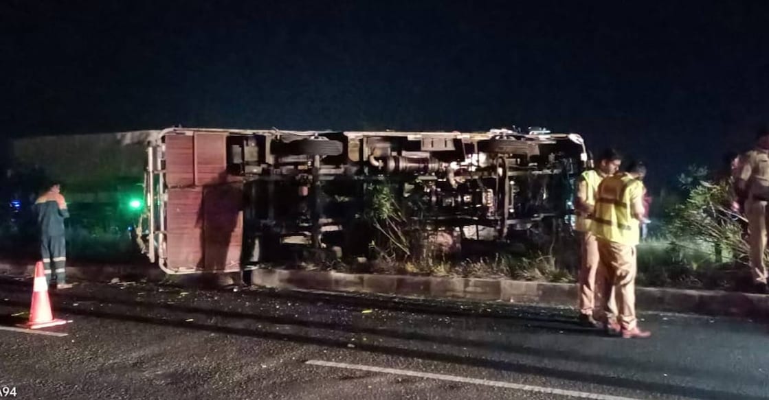 sabarimala-bus-accident-palakkad Photo: Special arrangement.