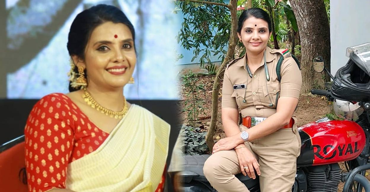 roshni-g-s Since attending a one-day training programme in 2019 and securing her licence, Roshni has rescued over 500 snakes, both venomous and non-venomous. Photos: Special arrangement.