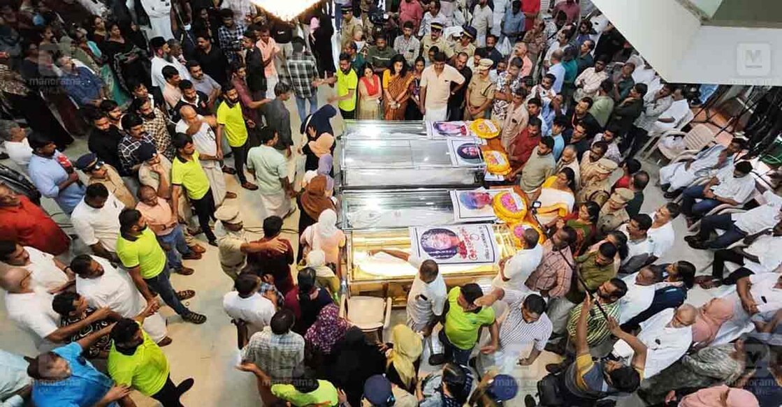 palakkad-public-homage