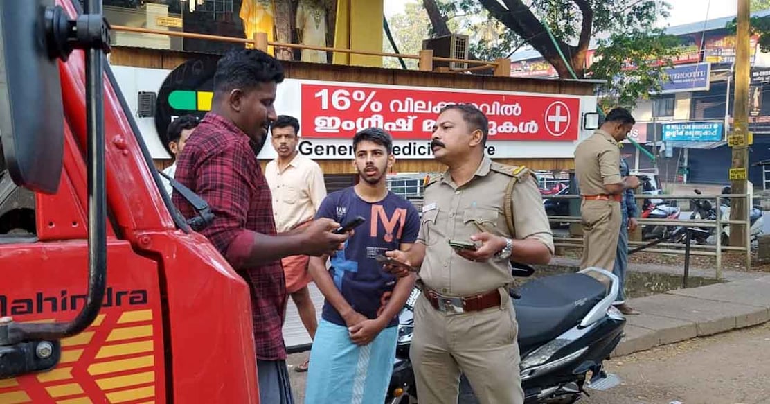 Vehicle checking as part of the joint operation by MVD and Police. Photo: Special arrangement 