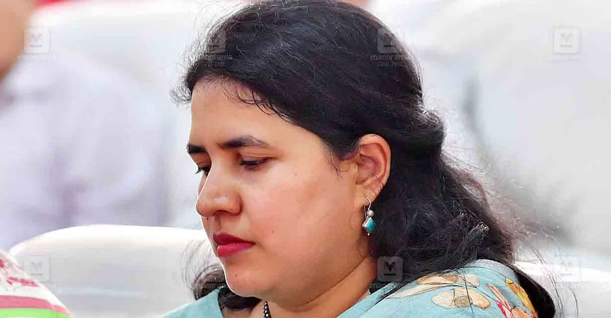This summons document has also been submitted along with the writ petition filed by Veena in the Karnataka High Court seeking an interim stay on the SFIO investigation. Photo: Manorama Online.