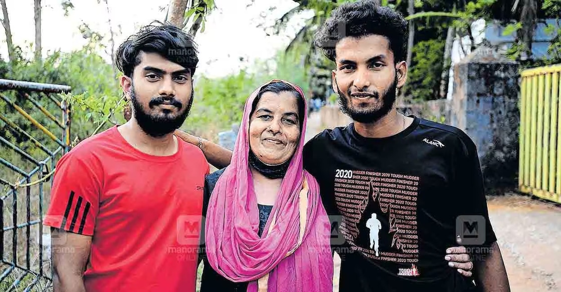 Shaji (23) and Rasheeda (46) with Babu. Photo: Special arrangement.