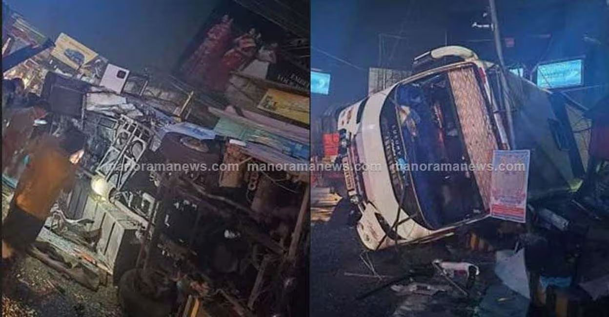 perumbavoor-accident-bus-ls The accident happened at 3.30 am on Monday at the Kalady junction. Photo: Manorama News.