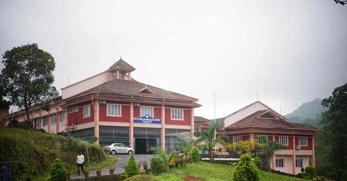 Kerala Veterinary and Animal Sciences University (KVASU) campus at Pookkode, Wayanad. Photo credit: Wikimedia commons