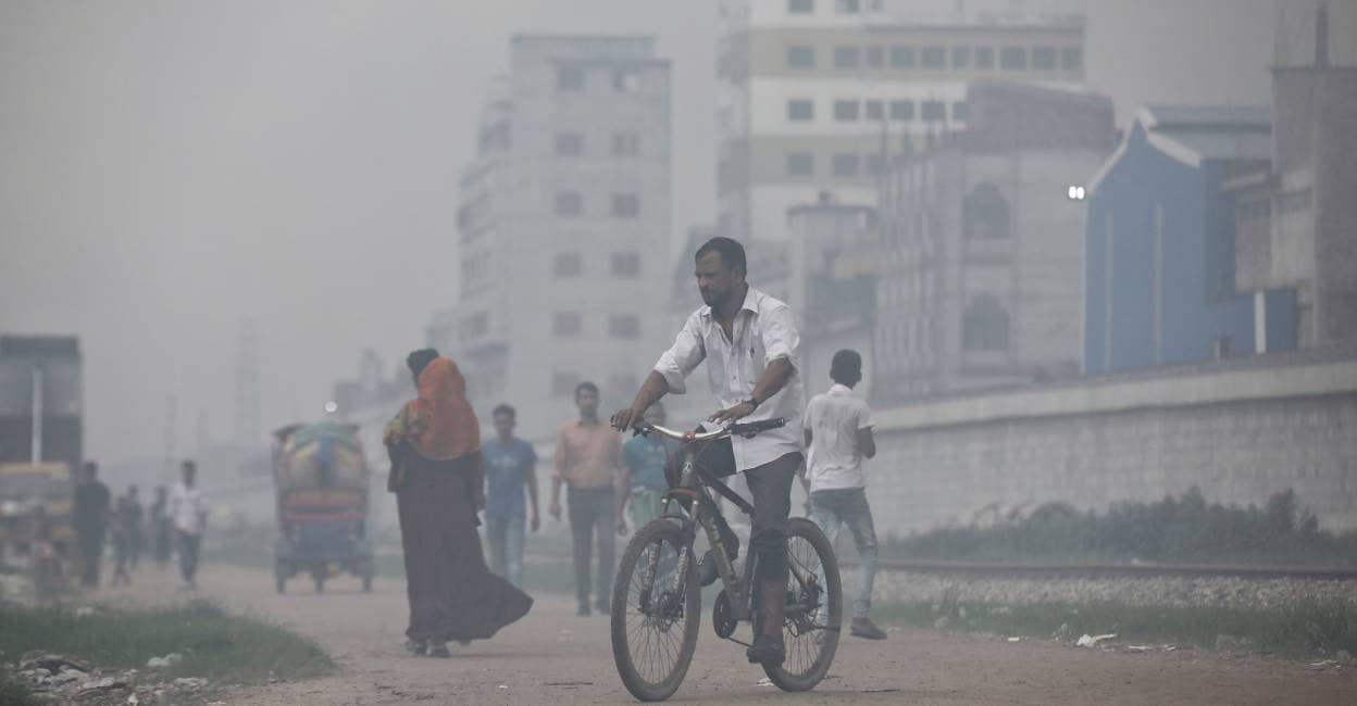 Delhi’s air quality dips to ‘very poor’ ahead of Diwali | India News