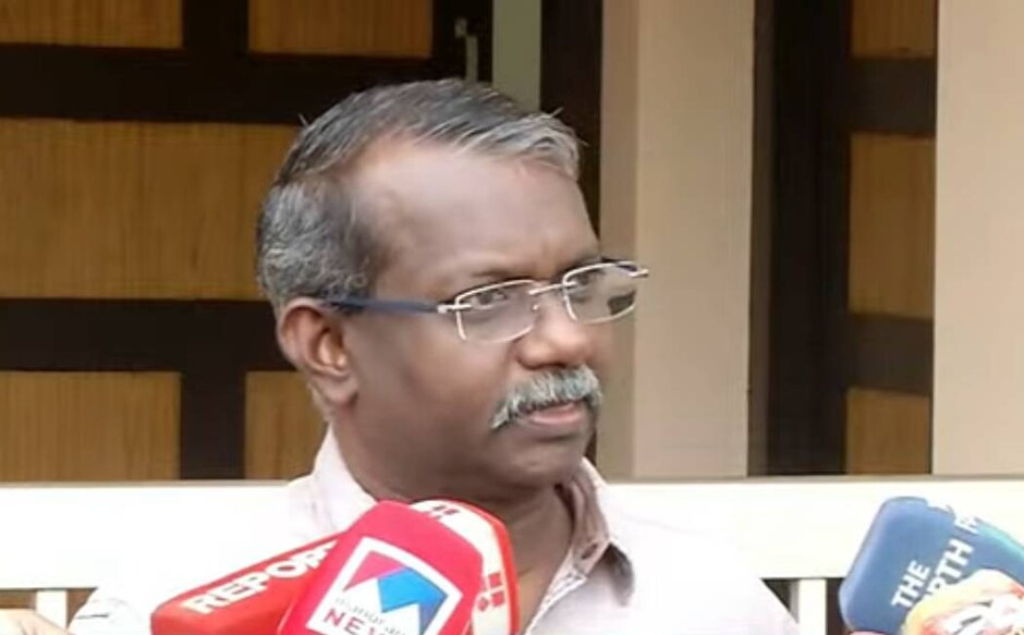 kvasu-dean-c Dean M K Narayanan. Photo: Screengrab/ Manorama News
