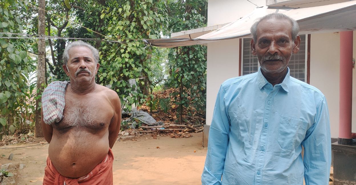 chathamangalam-5 Skaria and Raju, residents of Chathamangalam. Photo: Onmanorama