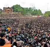 Thrissur pooram: Thiruvambady Devaswom halts festivities amid police restrictions; fireworks delayed