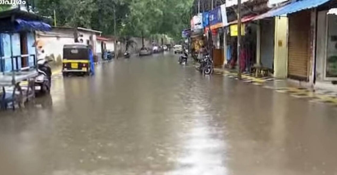 A flooded road in Thiruvananthapuram. Photo: Manorama news