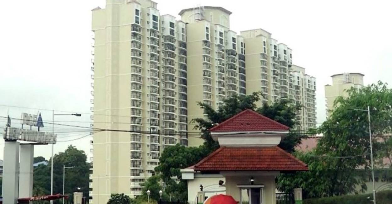 Samples of water was collected from the flat by the health department. Photo: Screengrab/ Manorama News