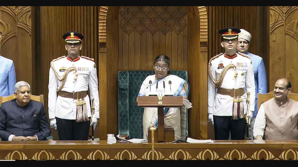 After Speaker's speech, 'Emergency' echoes in President Murmu's  parliamentary address