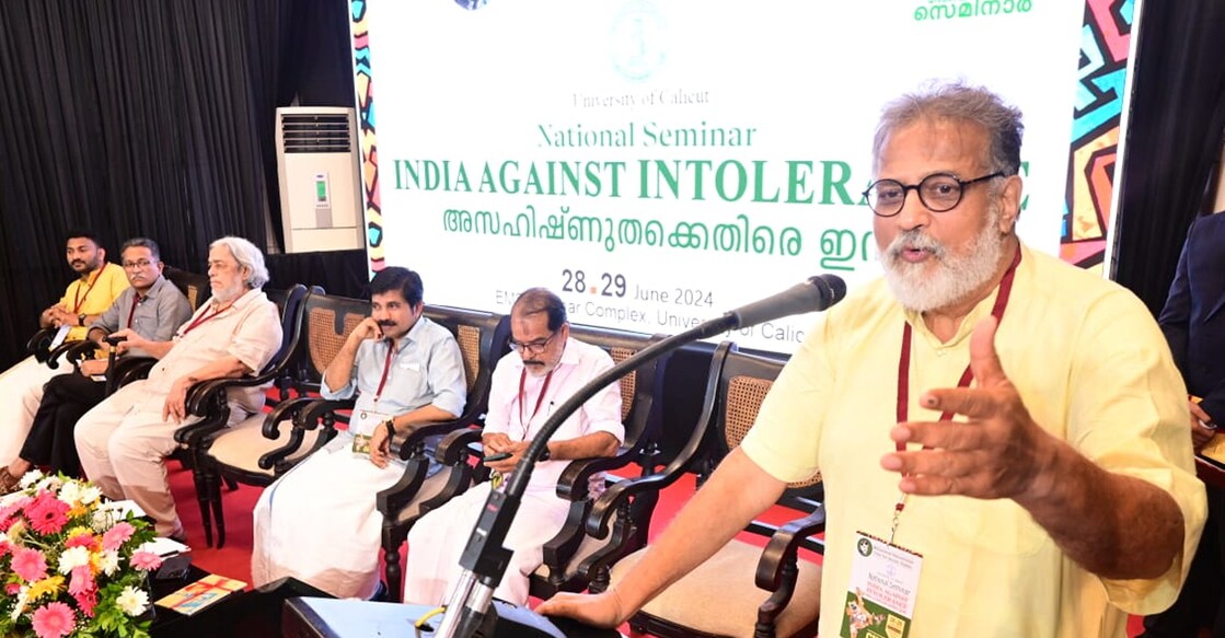 Tushar Gandhi inaugurating the national seminar on "India Against Intolerance" at the Calicut University campus, organised by the Mohammed Abdurahiman Chair for Secular Studies. Photo: Special Arrangement.