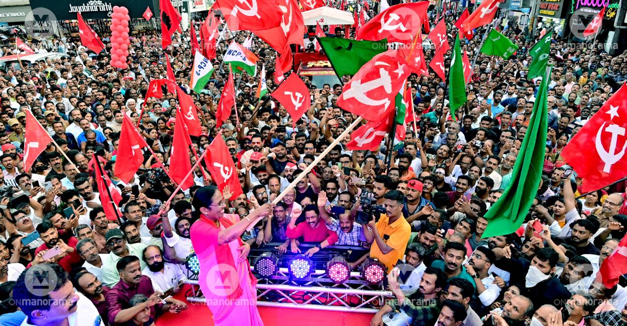 K K Shailaja during a campaign in Vadakara. Photo: Manorama