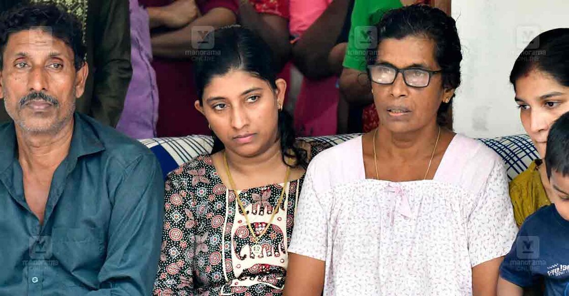 Arjun's father Preman, sister Anju, mother Sheela and wife Krishnapriya. Photo: Manorama