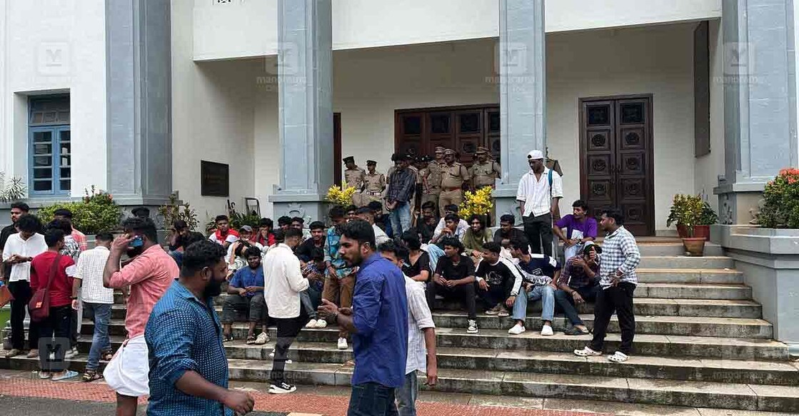 The VC's stance that the votes can only be counted after the verdict in ongoing court cases met stiff opposition from the Left supporters. Photo: Manorama