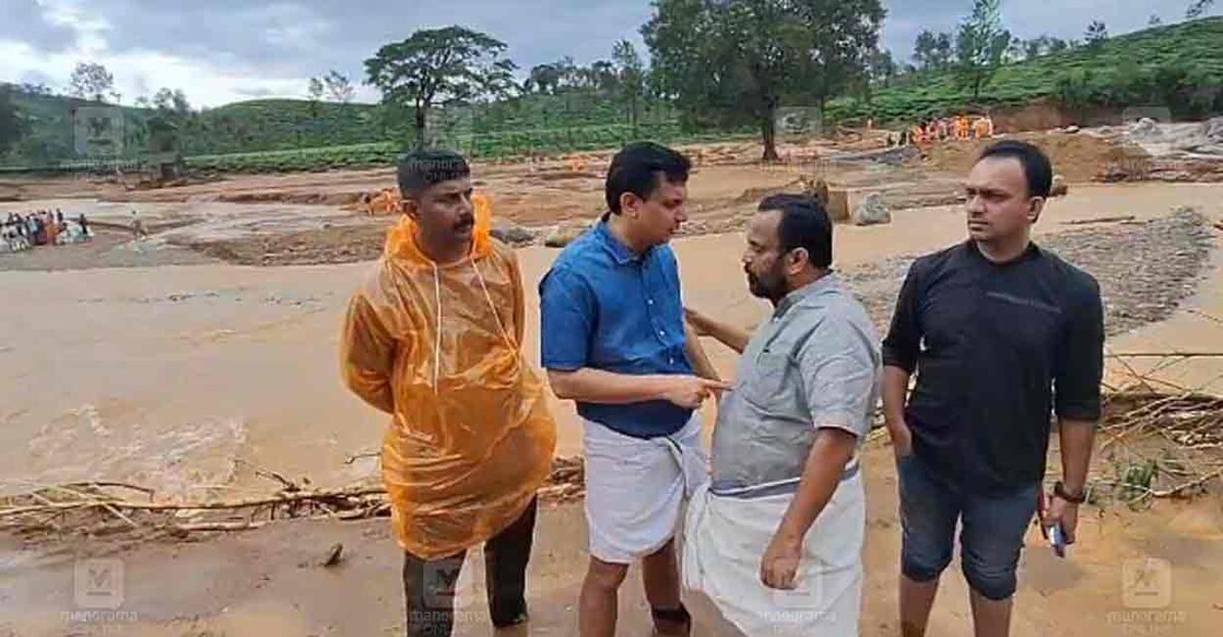 Ministers P A Mohamed Riyas, K Rajan inspect disaster-hit area in Wayanad. File Photo: Manorama