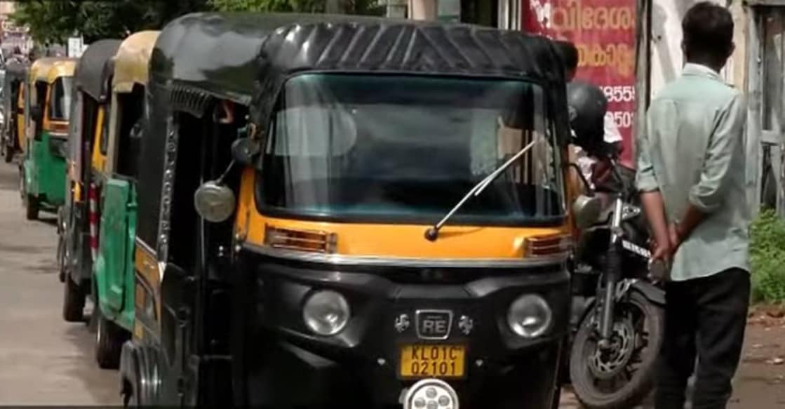 autorickshaw-tvm The youth was abducted from the autorickshaw in the wee hours of Wednesday. Photo: Screengrab/ Manorama News