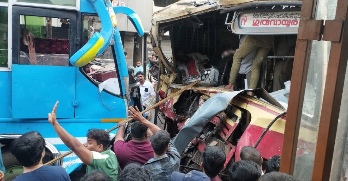 KSRTC bus collided with a private bus near Nadapuram taluk hospital in Kozhikode. Photo: Special Arrangement