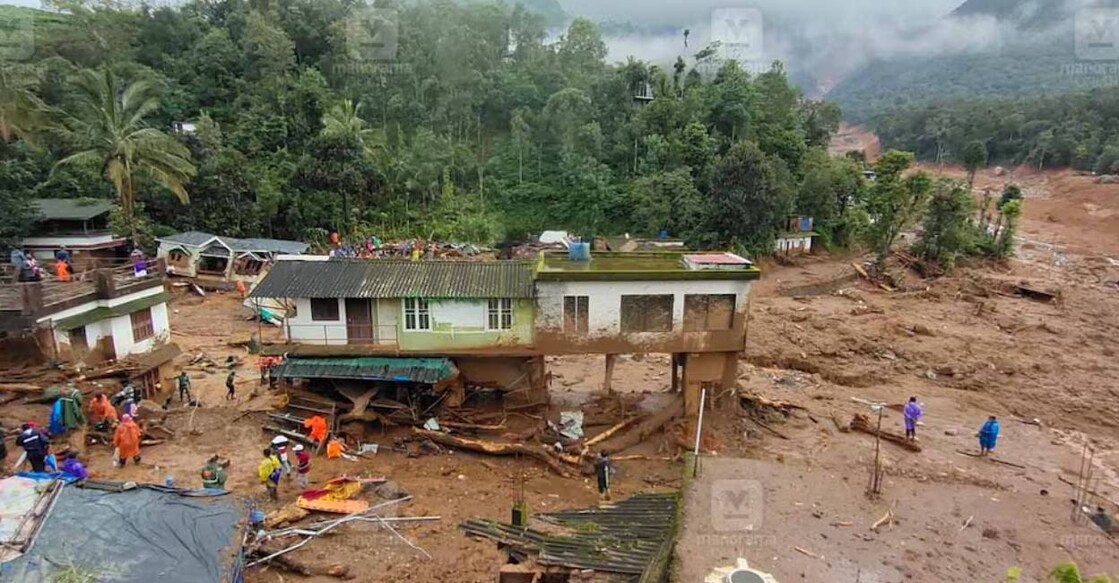 House damaged in landslide at Mundakkai. Photo: Manorama