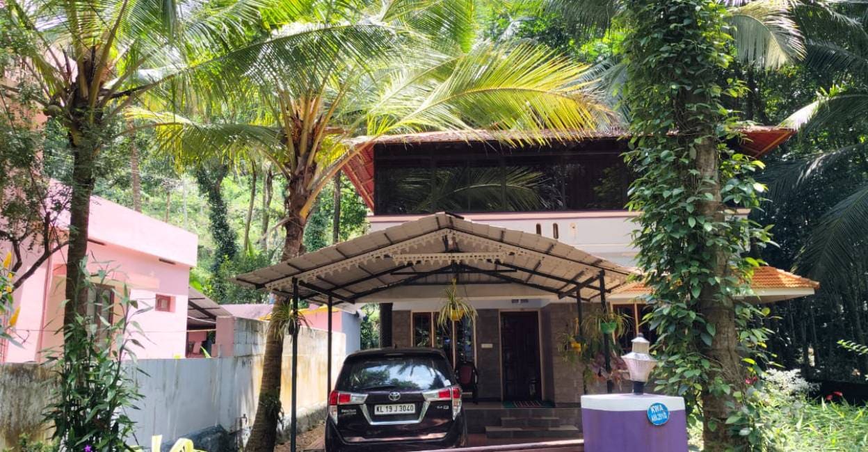 amboori-thomas-house-c amboori-thomas-house-c
