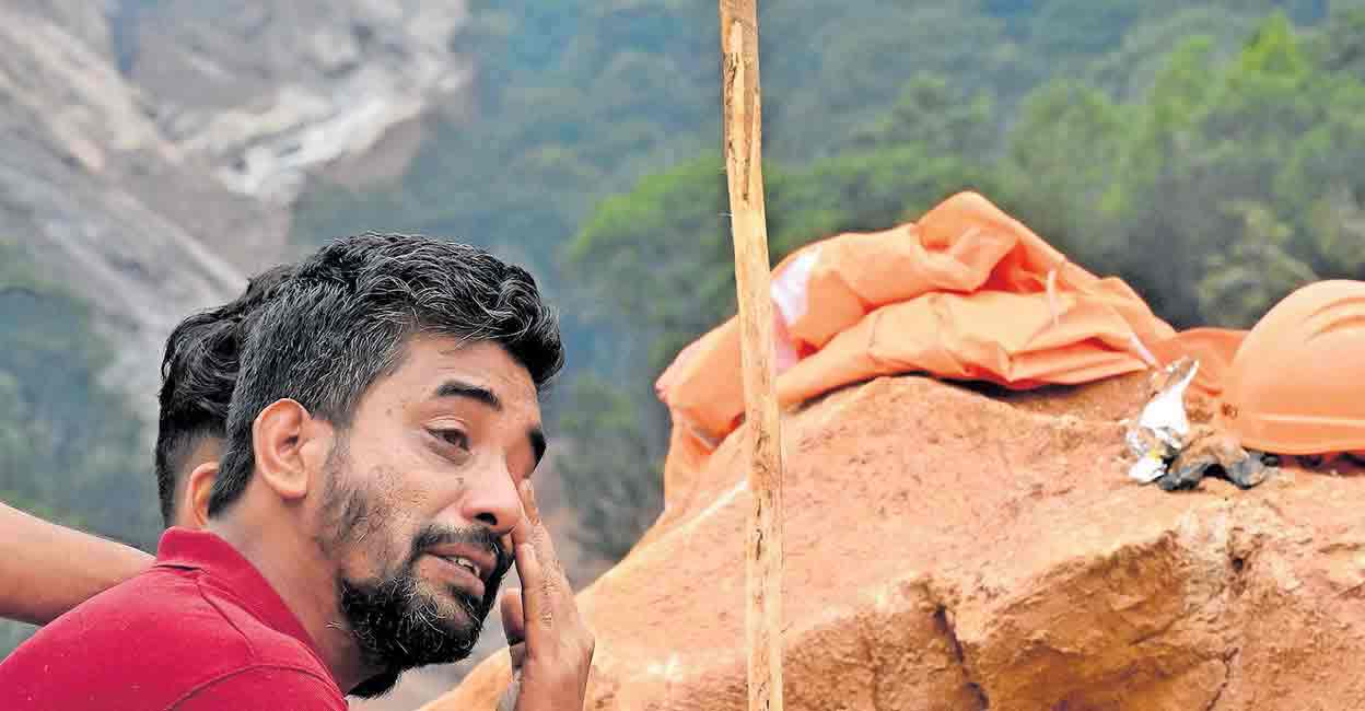Kalathingal Noufal lost eleven members of his family in a single night. Photo: Abhijith Ravi/Manorama