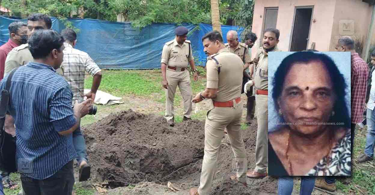 subhadra-alappuzha2 Police inspect the site at Alappuzha, Subhadra. Photo: Manorama