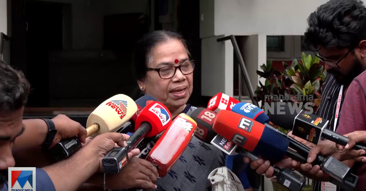 PK Sreemathy addressing the media. Photo: Screengrab/Manorama News