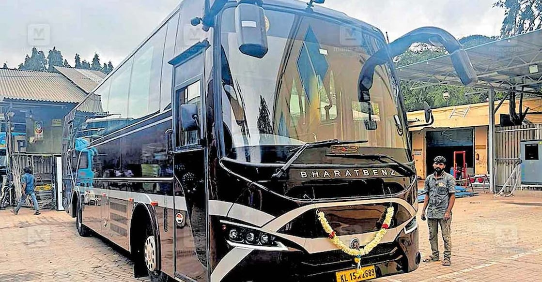 nava-kerala-bus