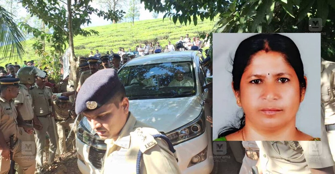 Despite tight police security, protestors staged a sit-in, blocking the minister’s vehicle for over an hour. Photo: Manorama. 
